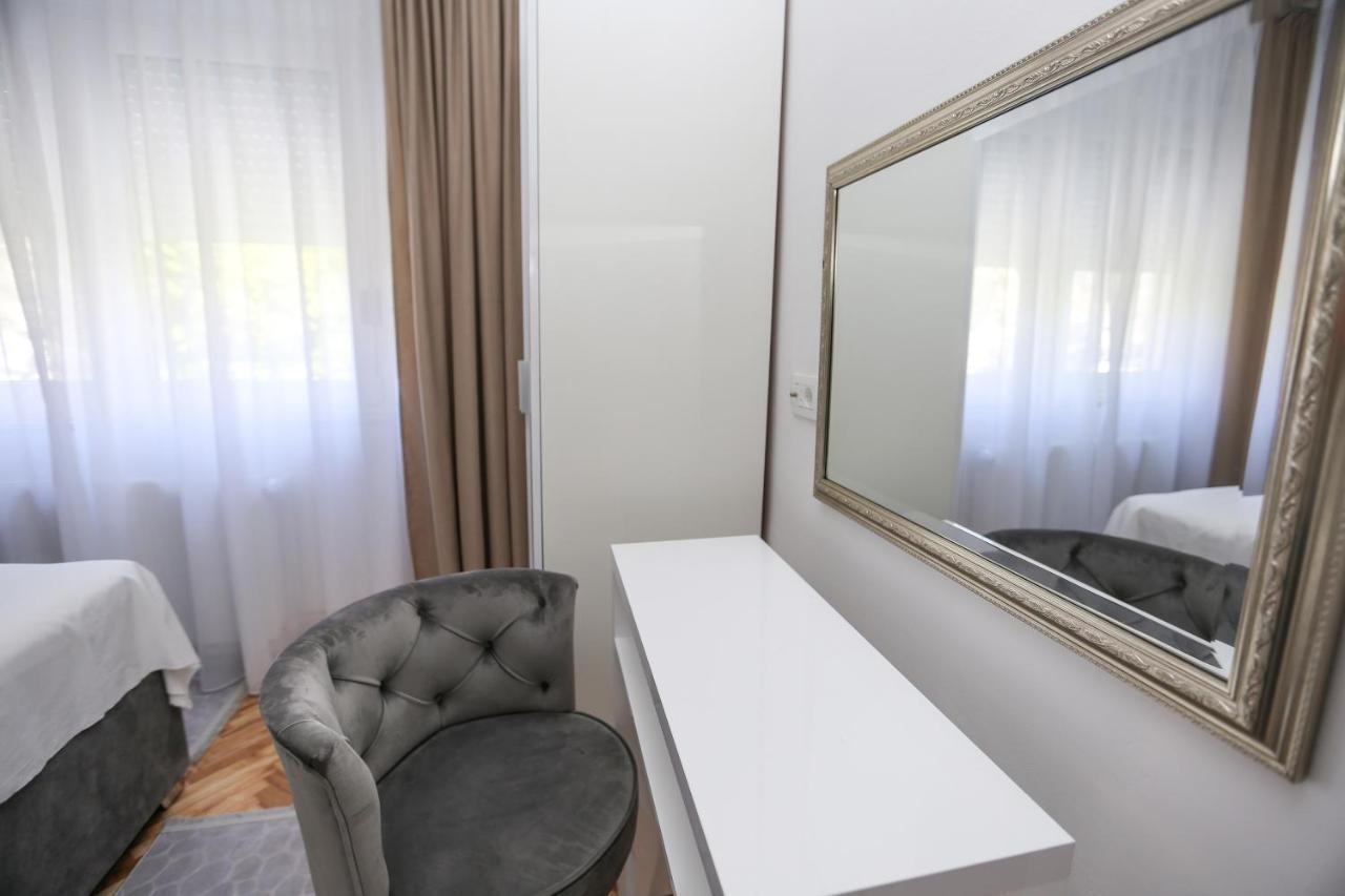 Apartmani Guto Podstrana Exterior photo